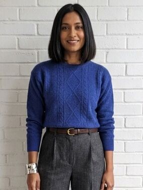 Vintage 80s Cobalt Blue Angora Blend Pearl Back Cable Knit Sweater Sz 38 M